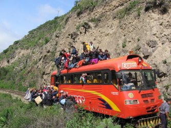 Эквадор:  Риобамба, Железнодорожное путешествие вдоль вулканов